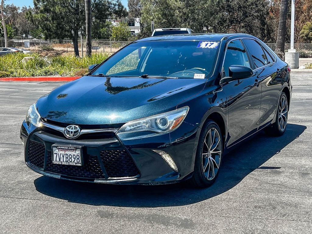 Used 2017 Gray Toyota XSE image 3