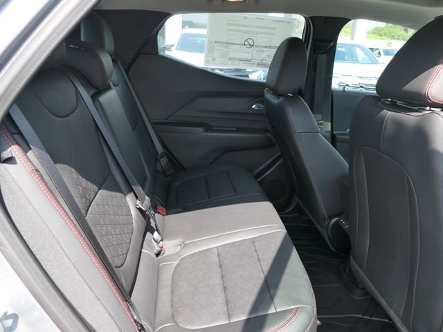 2027 Chevrolet Bolt RS - Photo 22
