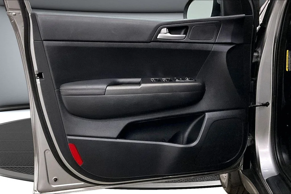 Used 2022 Gray Kia LX image 20