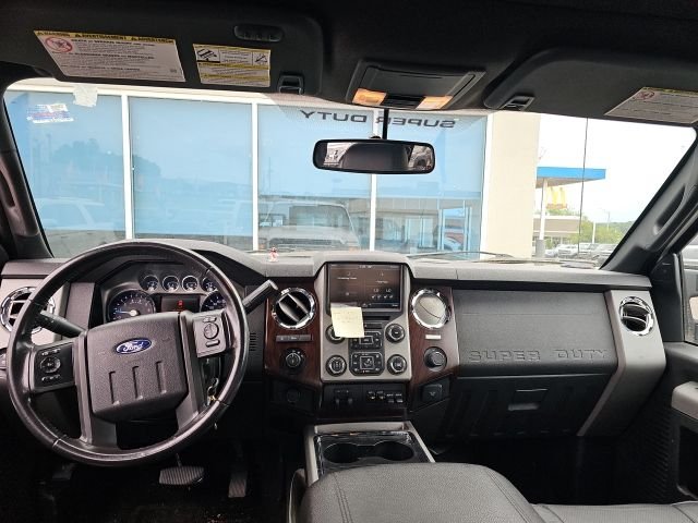 Used 2016 White Ford Lariat image 14
