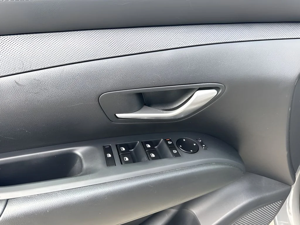 Used 2025 Gray Hyundai SEL image 26