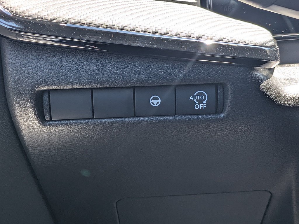 2026 Nissan KICKS SR - Photo 27