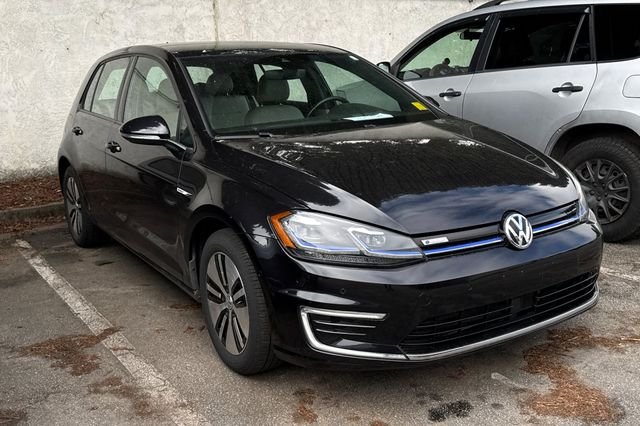 Used 2019 Volkswagen e-Golf e-Golf SEL Premium with VIN WVWPR7AU9KW907876 for sale in Capitola, CA
