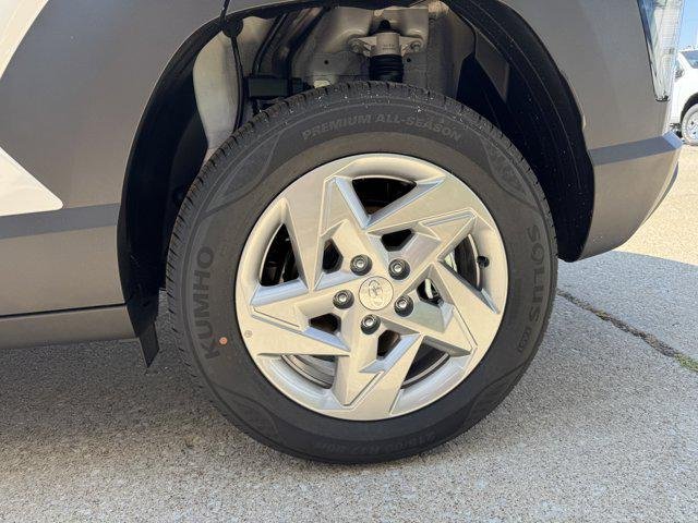 2026 Hyundai Kona SE - Photo 14