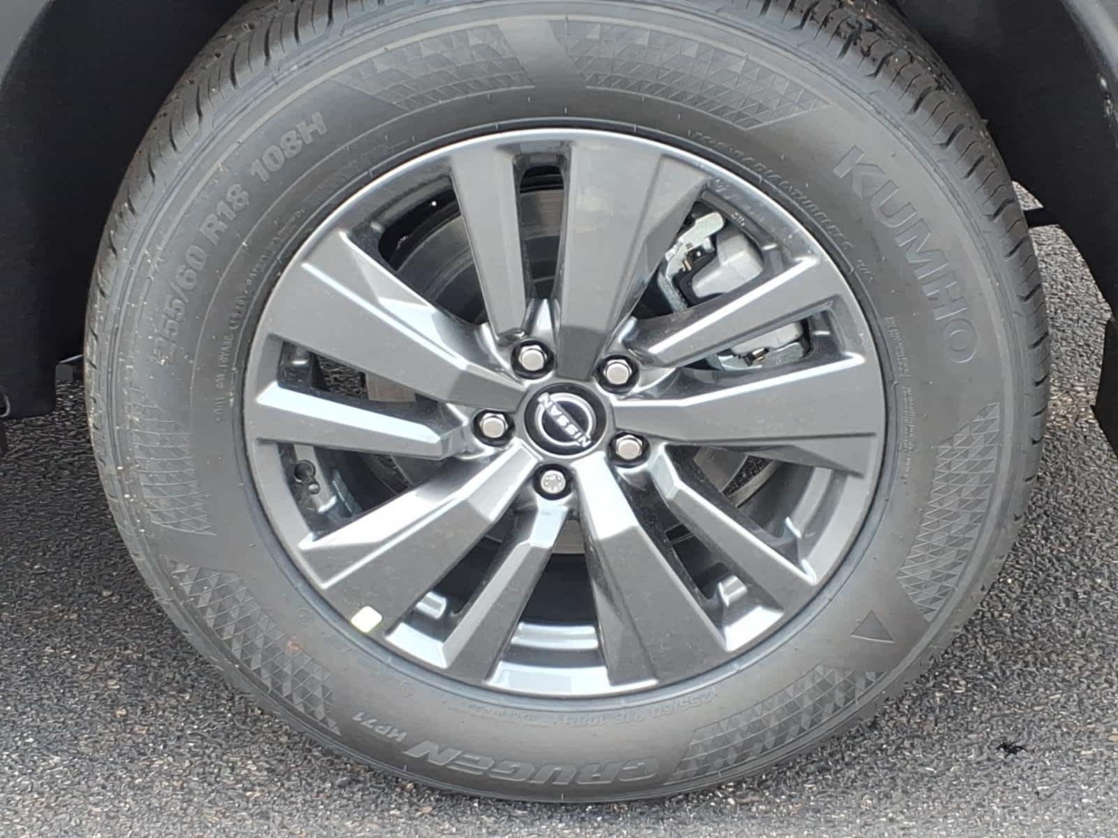 New 2026 Super Black Nissan SV image 5