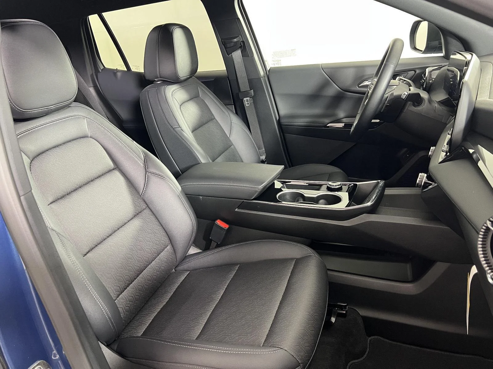 Used 2026 Lakeshore Blue Metallic Chevrolet AWD LT image 21