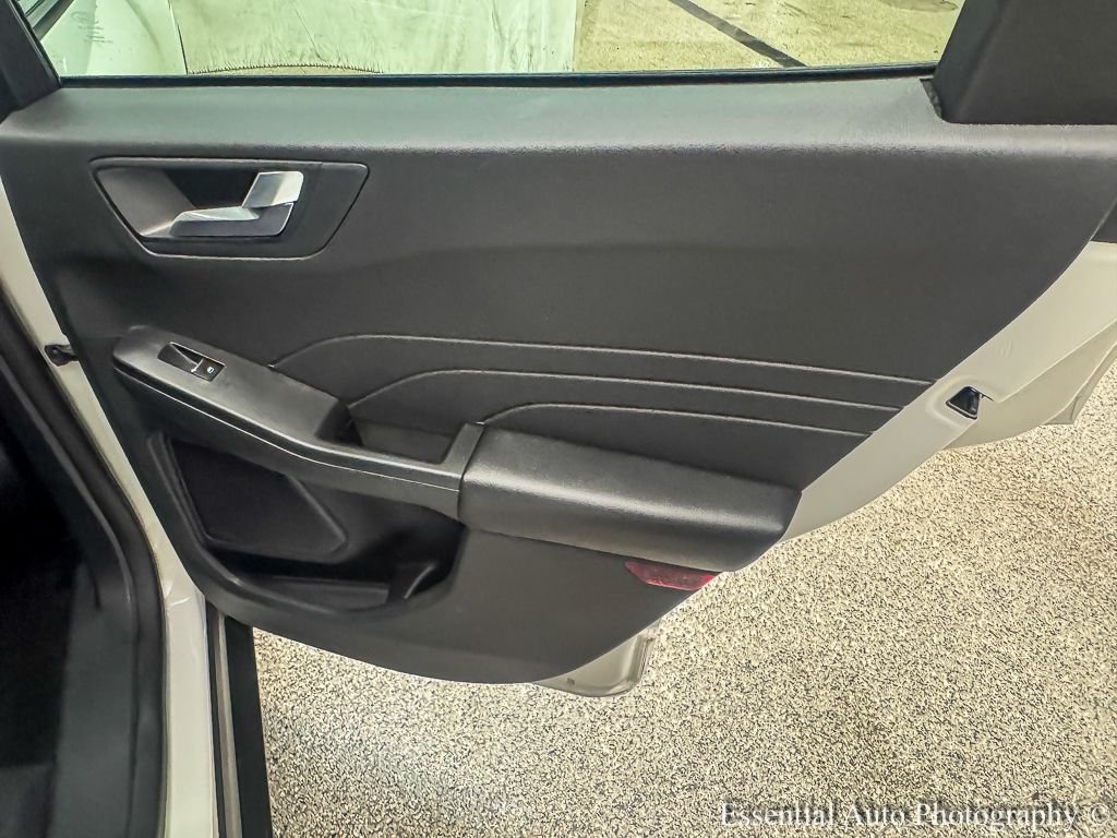 Used 2023 White Metallic Ford ST-Line image 24