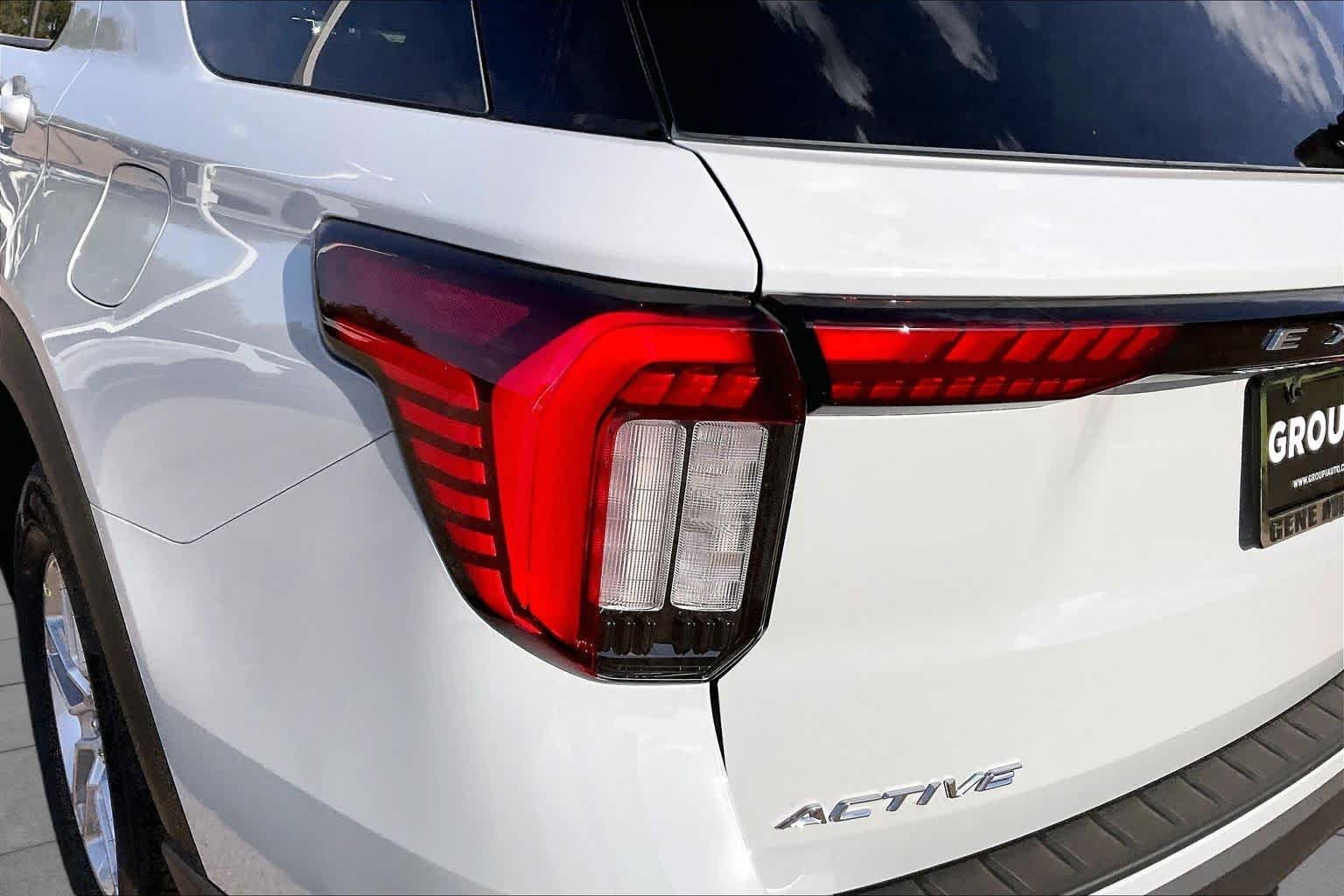 New 2027 Avalanche Gray Ford Active image 14