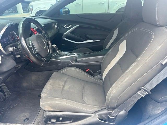 Used 2022 Rapid Blue Chevrolet LT1 image 2