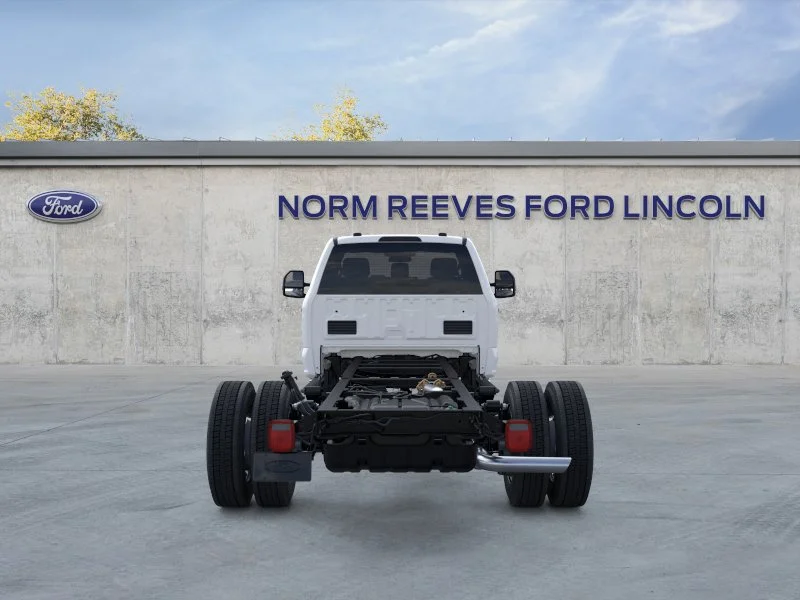 New 2026 Oxford White Ford XL image 5