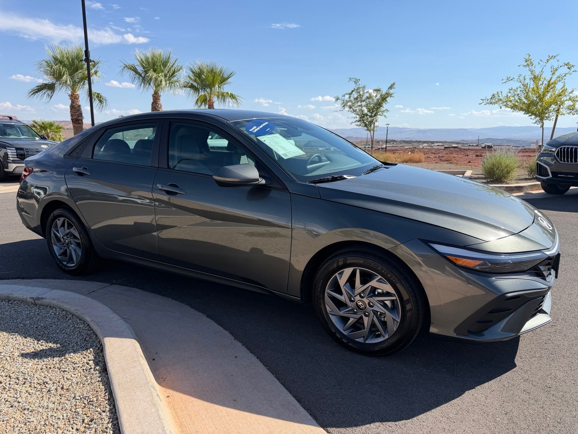 Certified Used 2025 Gray Hyundai Blue image 4