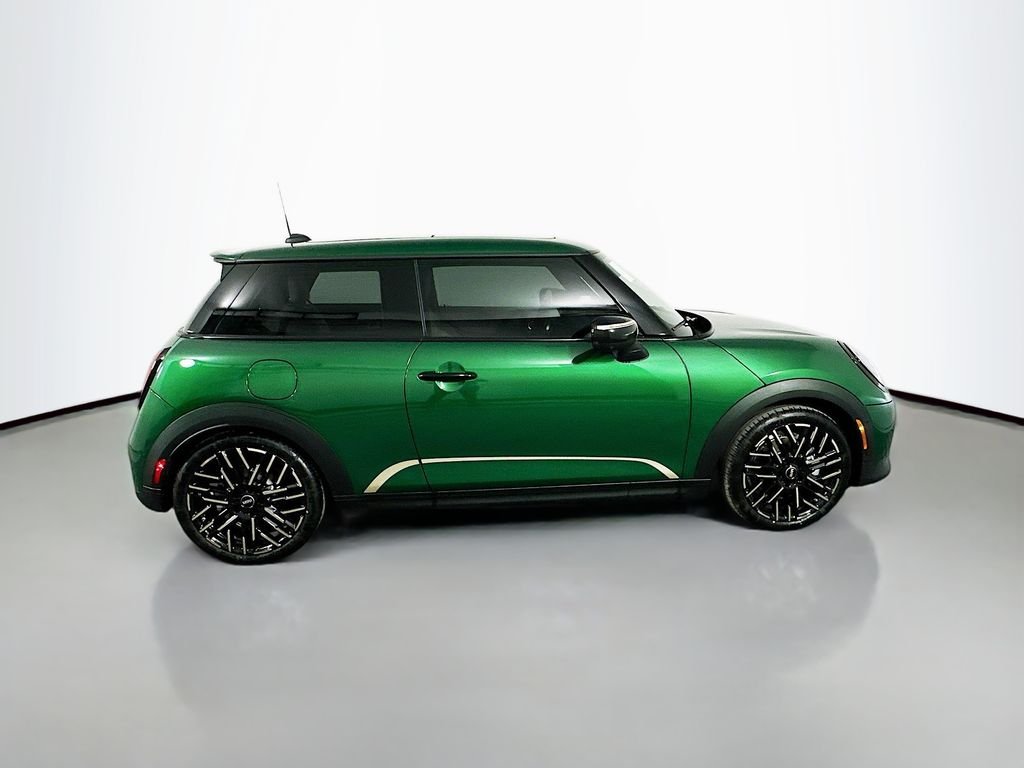New 2026 Green MINI Iconic image 4