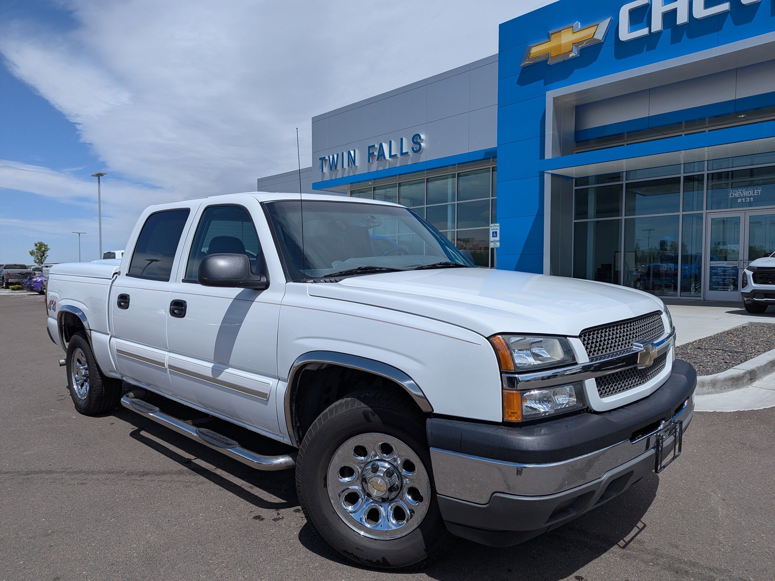 2005 Chevrolet Silverado 1500 LS 4x4 Crew Cab's photo