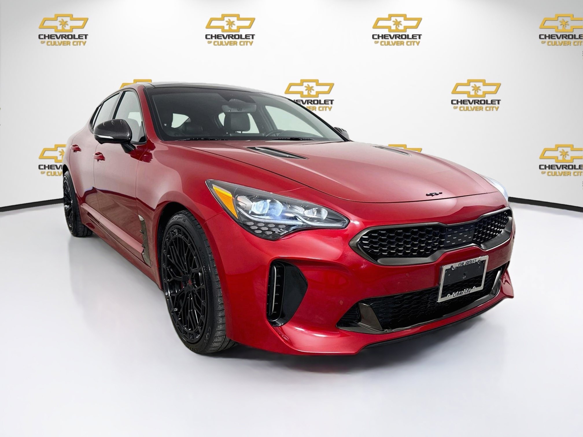 Used 2023  Kia GT2 image 1
