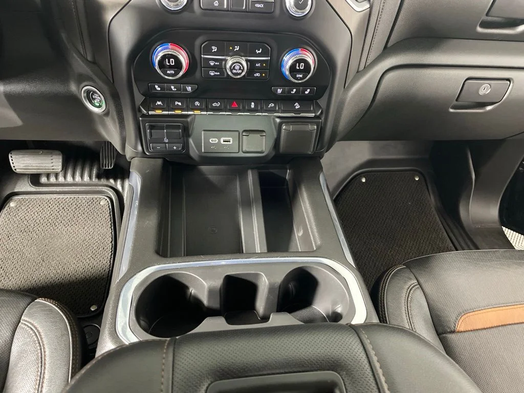 Used 2021 Black GMC AT4 image 18