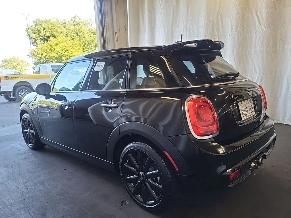 Used 2018 Black MINI Base image 2