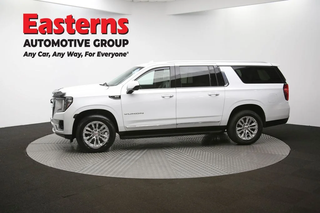 Used 2023 White GMC SLT image 63