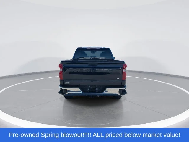 Used 2020 Black Chevrolet LT image 7
