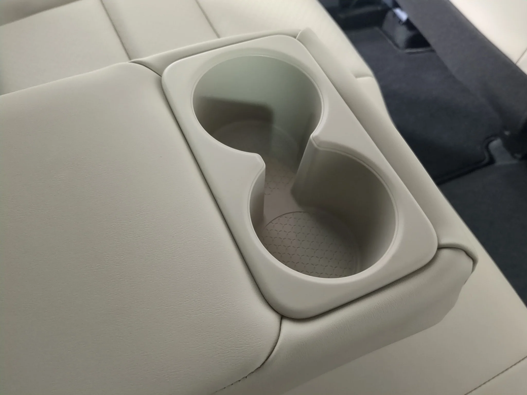 New 2027 Everest White Pearl Tricoat Nissan SV image 25