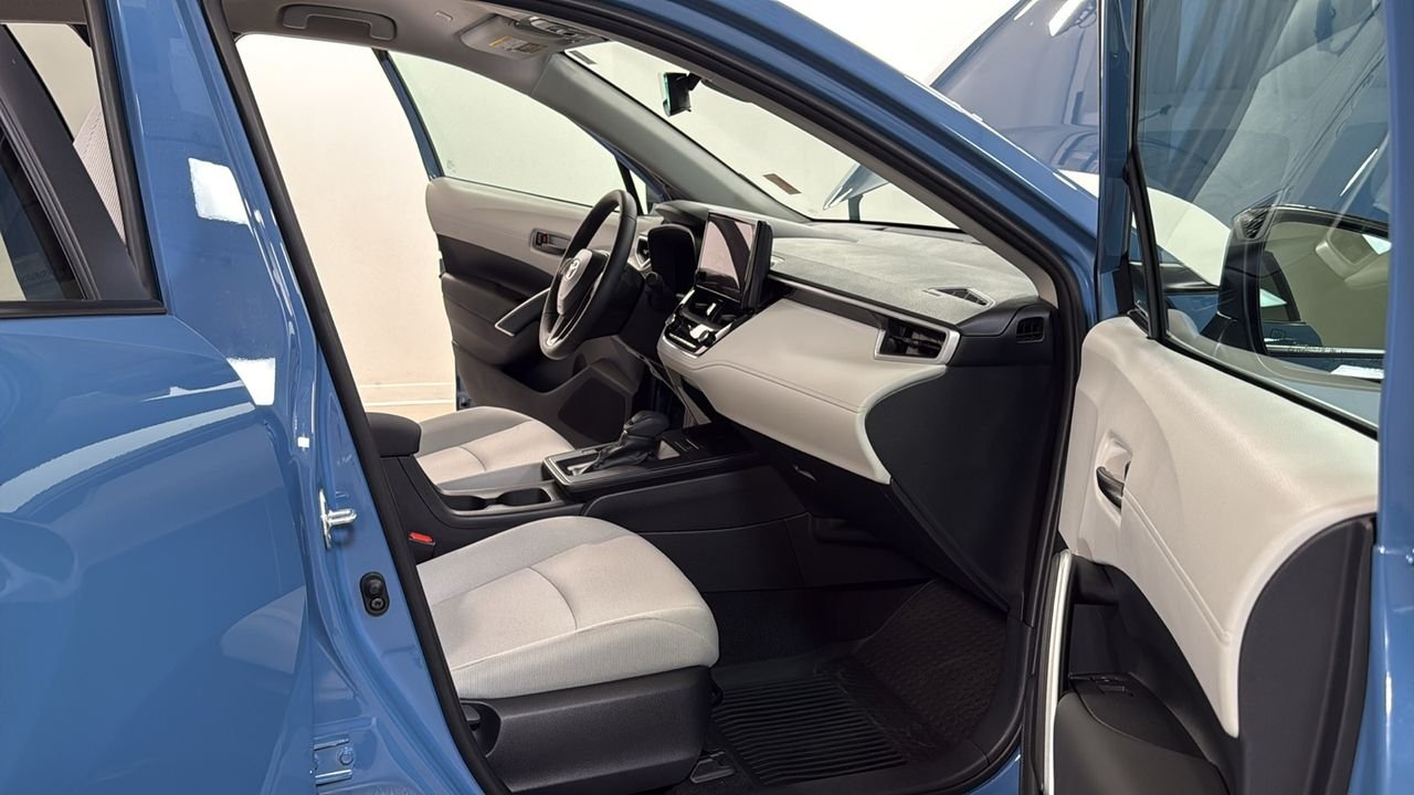 Used 2026 Blue Toyota LE image 18