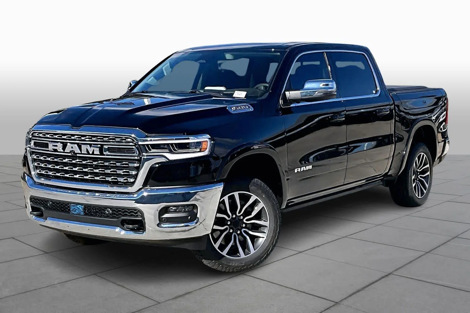 New 2026 Diamond Black Crystal Pearlcoat Ram Longhorn image 2