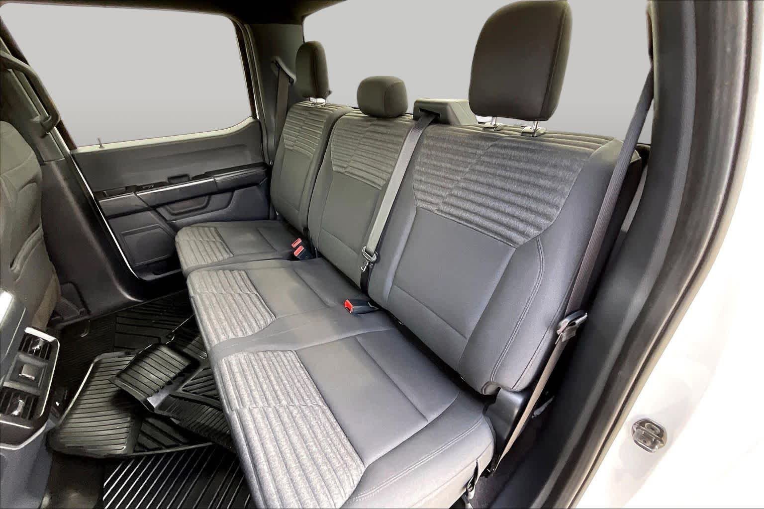 Used 2022 Oxford White Ford XL image 20