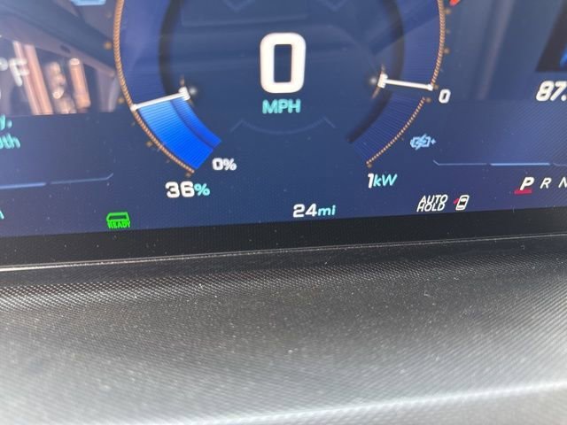 New 2025 Oyster White Chevrolet AWD 400 image 14