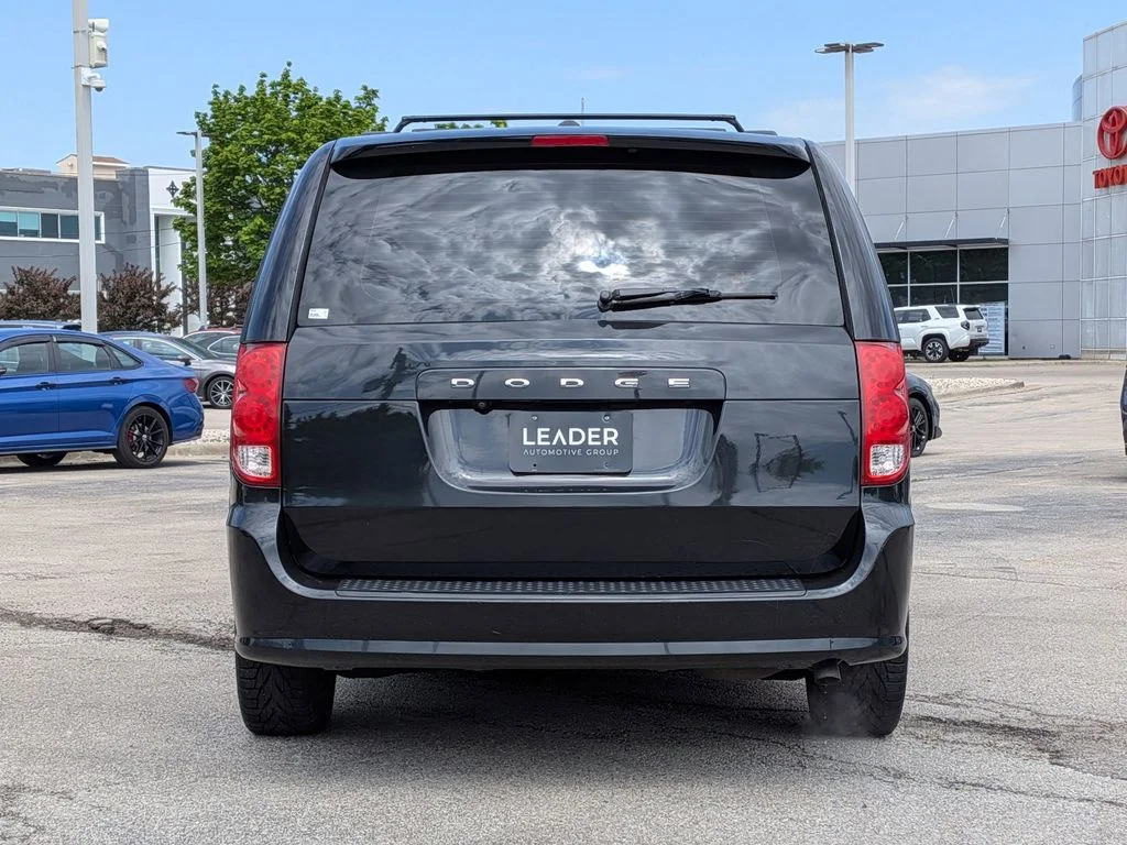 Used 2019 Black Dodge SE image 6