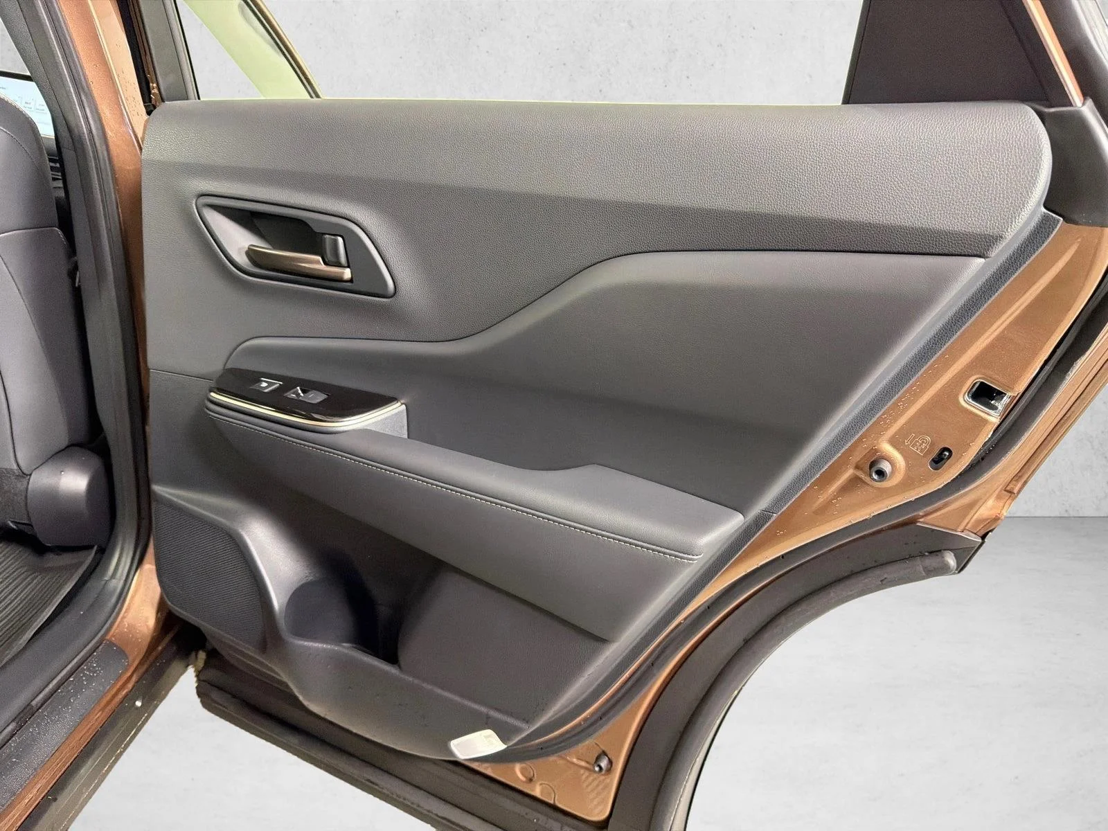 Used 2025 Copper Toyota XLE image 16