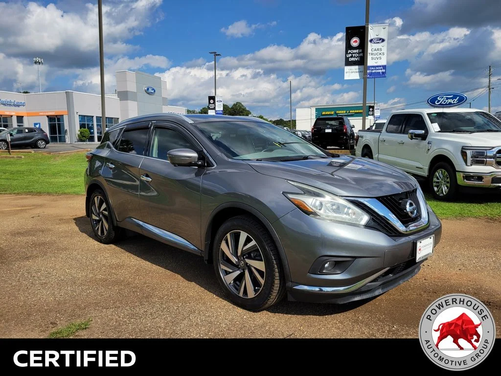 Used 2018 Gray Nissan Platinum image 9