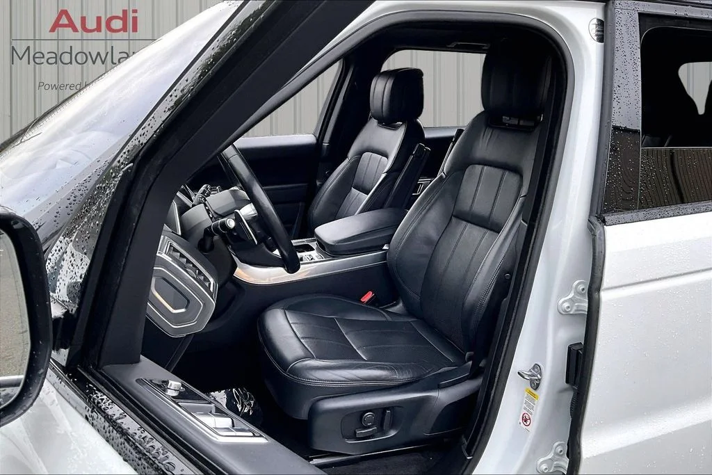 Used 2018 White Land Rover Supercharged image 21