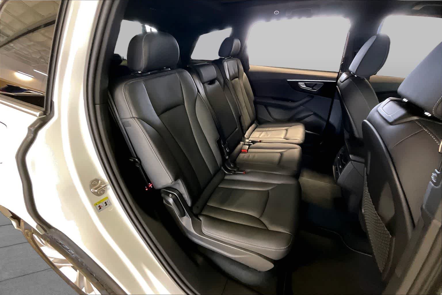 Used 2025 Carrara White Audi Premium Plus image 19