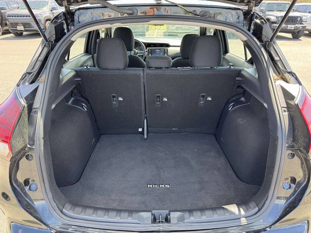 2024 Nissan Kicks SR - Photo 29