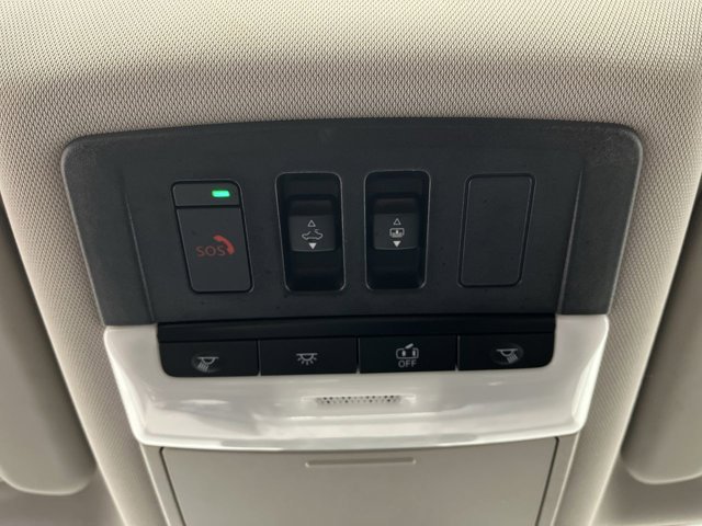 Used 2021 Gun Metallic Nissan SL image 24