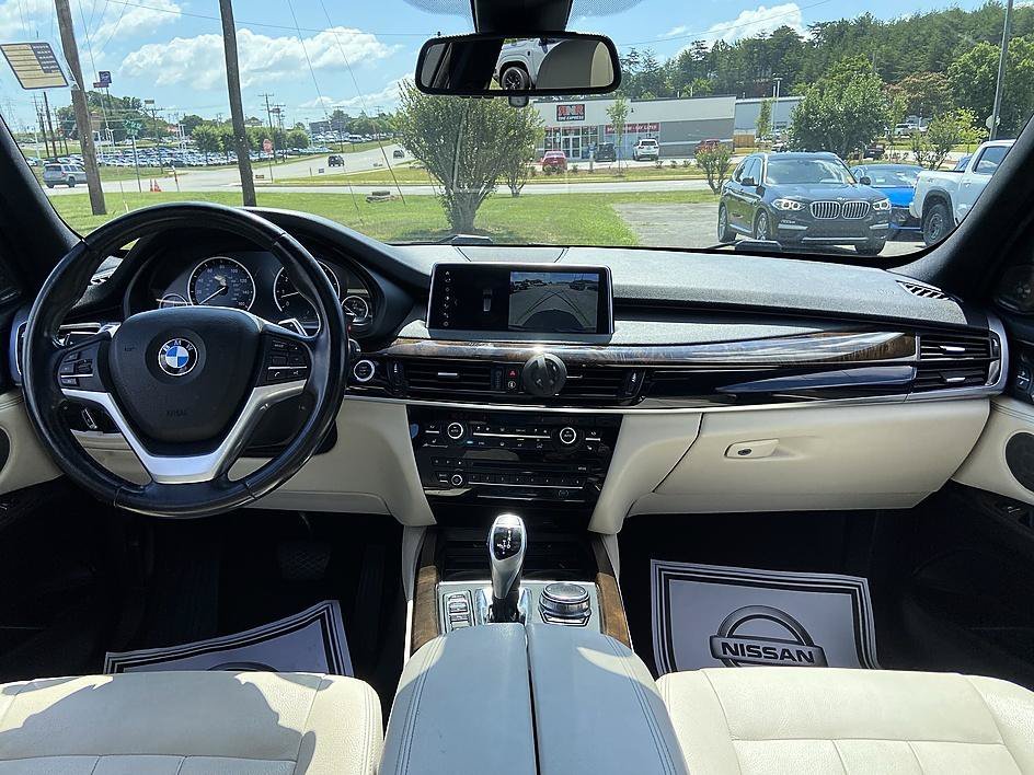 Used 2018 Imperial Blue Metallic BMW xDrive35i image 16