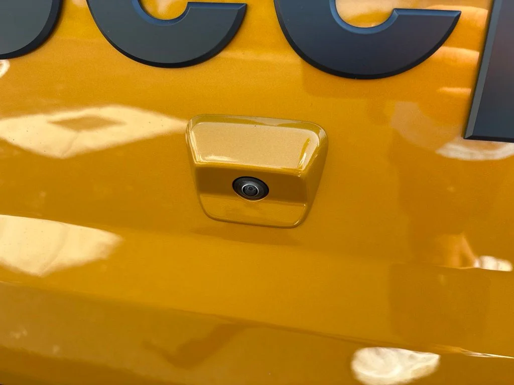 New 2026 Goldilocks Jeep Sahara image 9