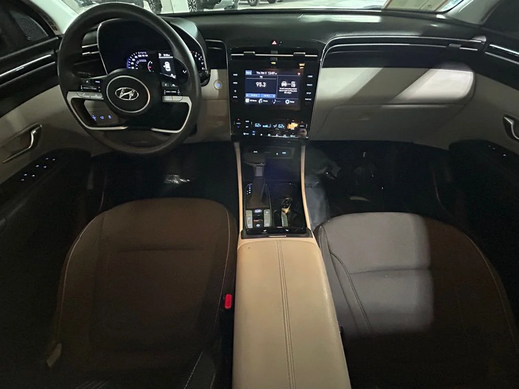 Used 2024 Dark Gray Metallic Hyundai SEL image 10