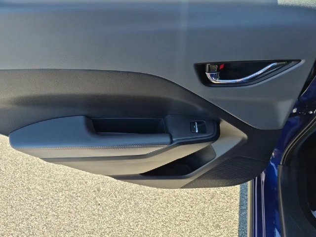 New 2026 SAPPHIRE BLUE PEARL Subaru Limited Hybrid image 28