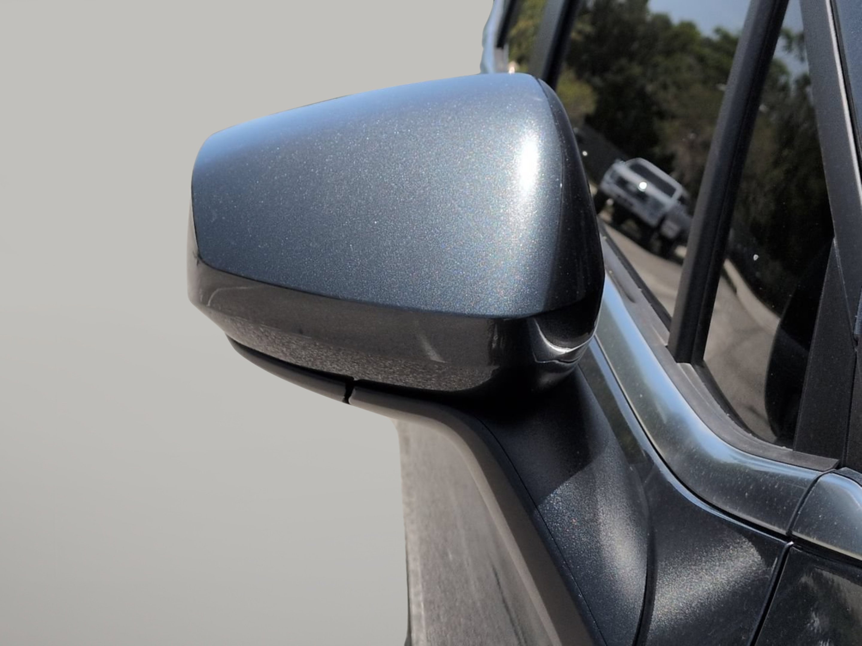 Used 2023 Gravity Gray Kia LX image 14