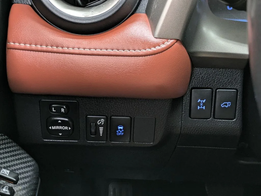 Used 2013 Gray Toyota Limited image 32