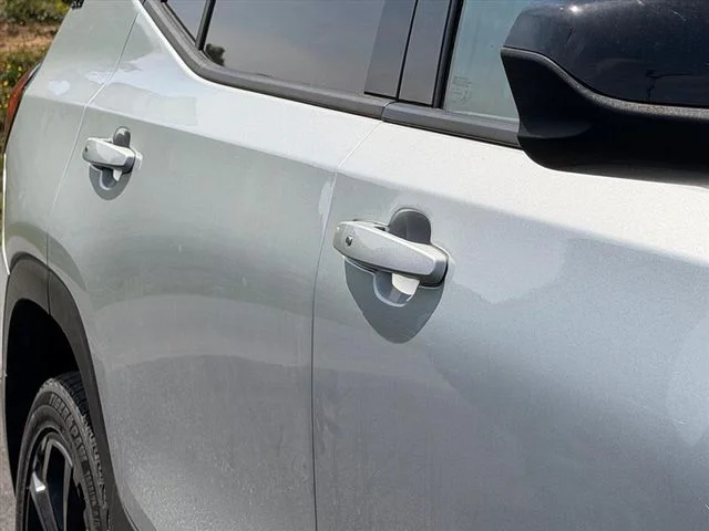 Used 2020 Silver GMC SLE image 8