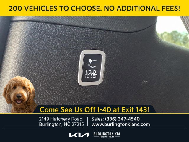 Used 2025 Diamond Black Crystal Pearlcoat Jeep Base image 23