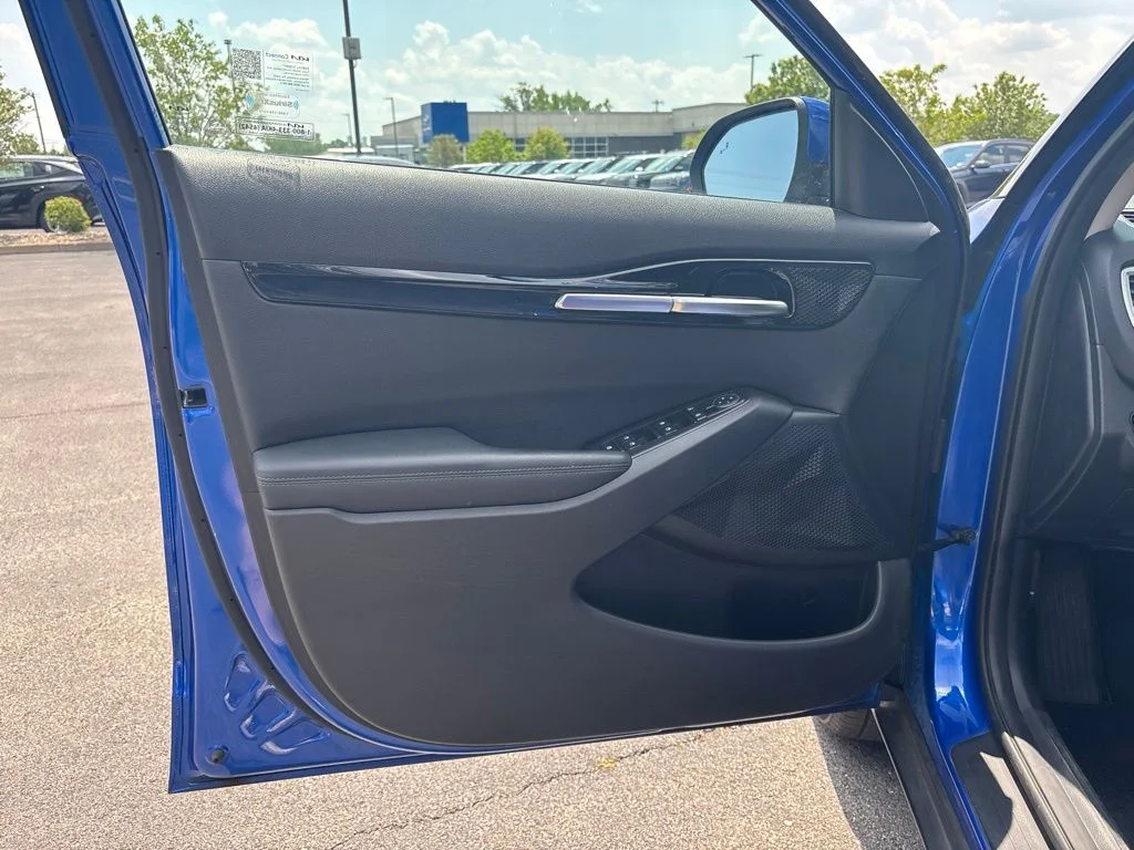 Certified Used 2024 Blue Kia S image 21
