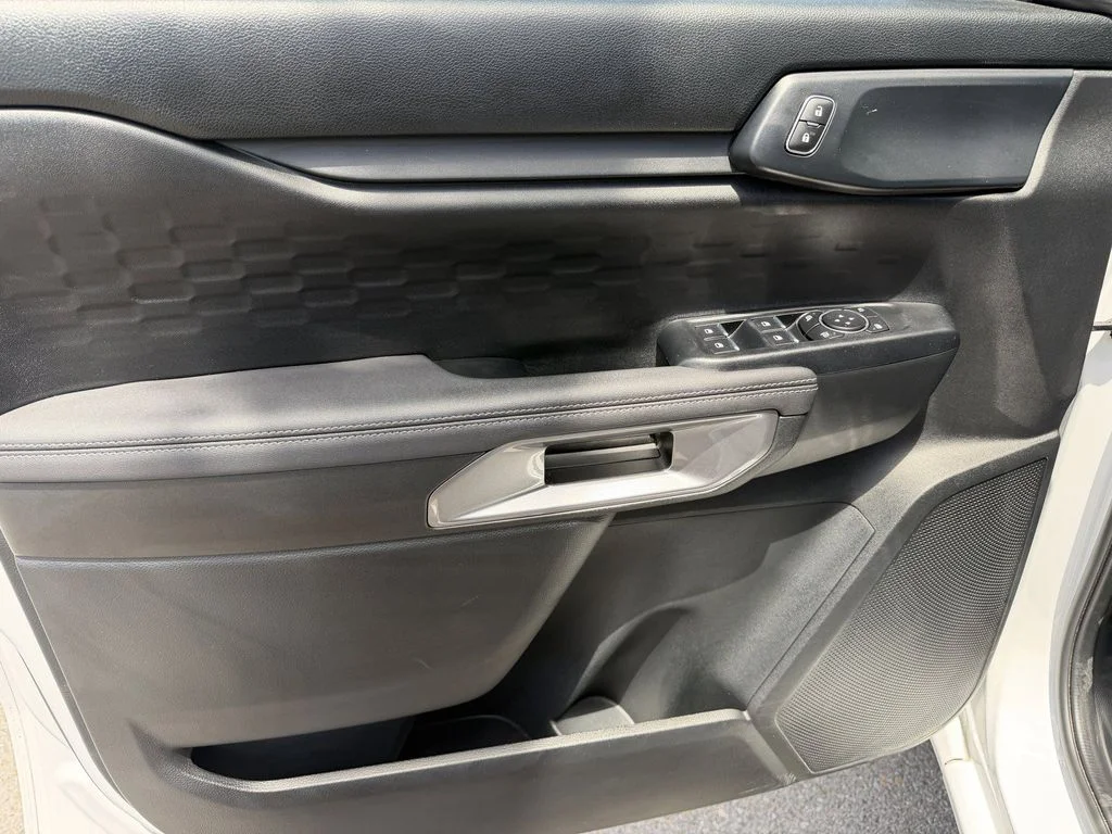 2025 Ford Ranger XLT - Photo 12