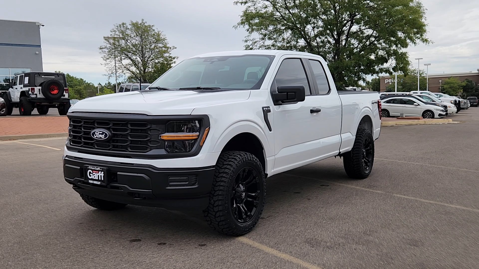 New 2026 Oxford White Ford XL image 2