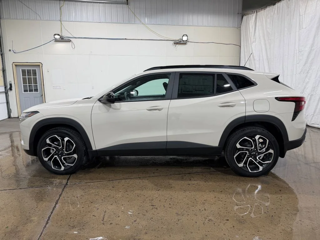 2026 Chevrolet Trax RS - Photo 9