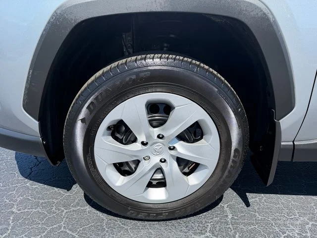 Used 2025 Silver Toyota LE image 9