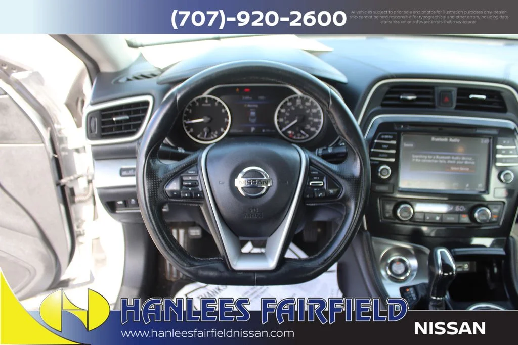 Used 2018 Silver Nissan 3.5 SV image 16