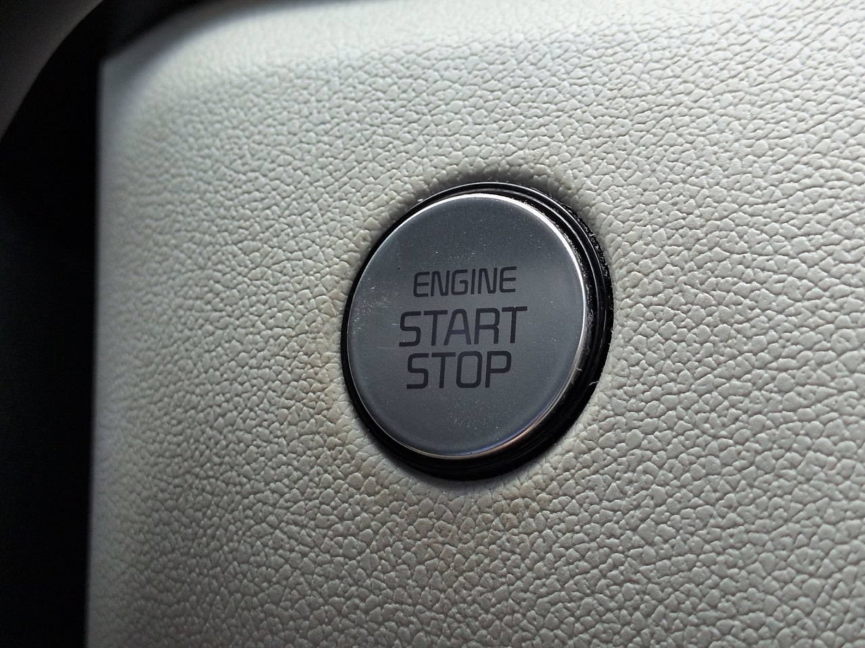 Certified Used 2023 Wolf Gray Kia SX image 31