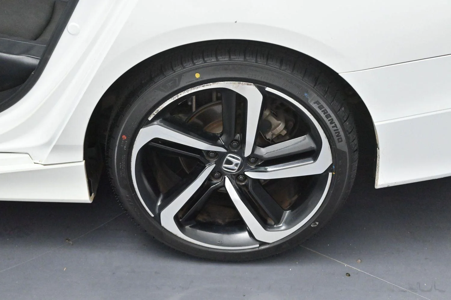 Used 2018 Platinum White Pearl Honda Sport image 29